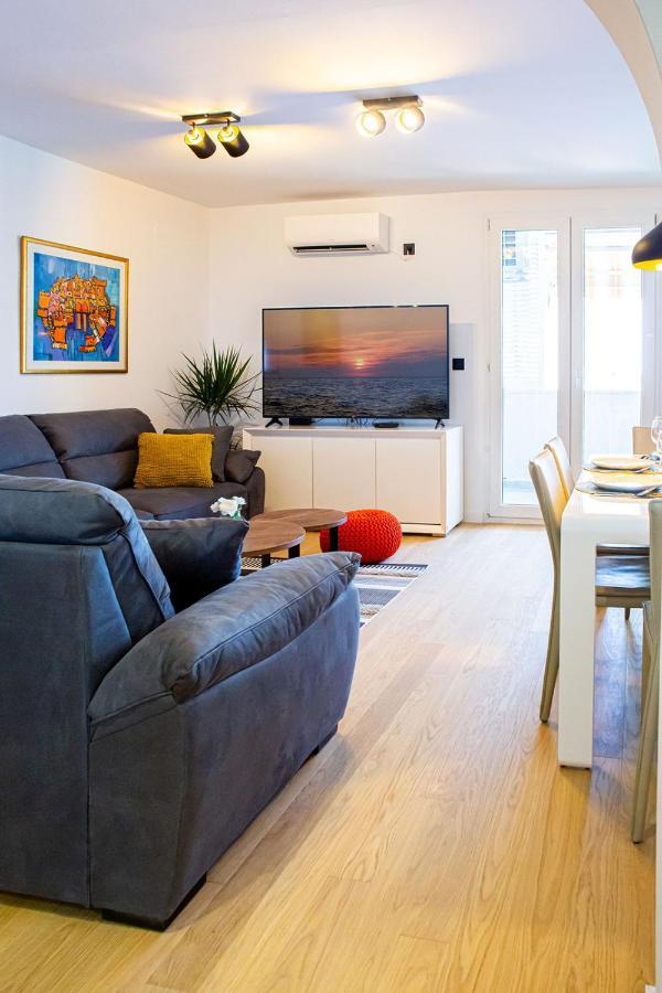 Three Bedroom Apartment With Old Town View - Orlanda'S Apartment Дубровник Экстерьер фото
