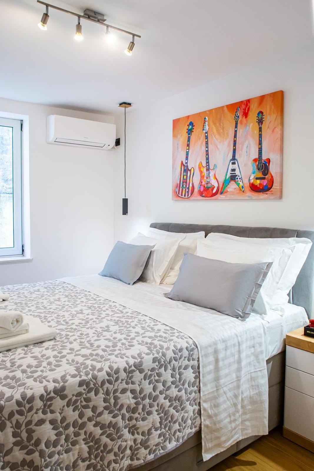 Three Bedroom Apartment With Old Town View - Orlanda'S Apartment Дубровник Экстерьер фото